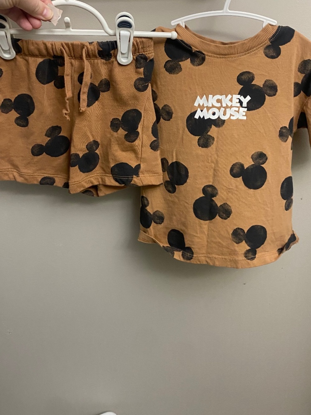 Mickey Set 💚2 for 20💚